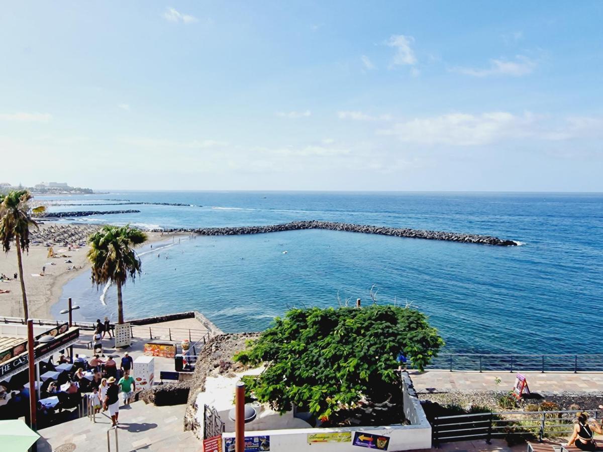 Hébergement de vacances First Line Of The Ocean, 3 Bedrooms & Free Wifi *